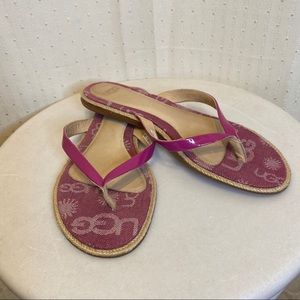 UGG all aria denim mauve flip flops size 7w